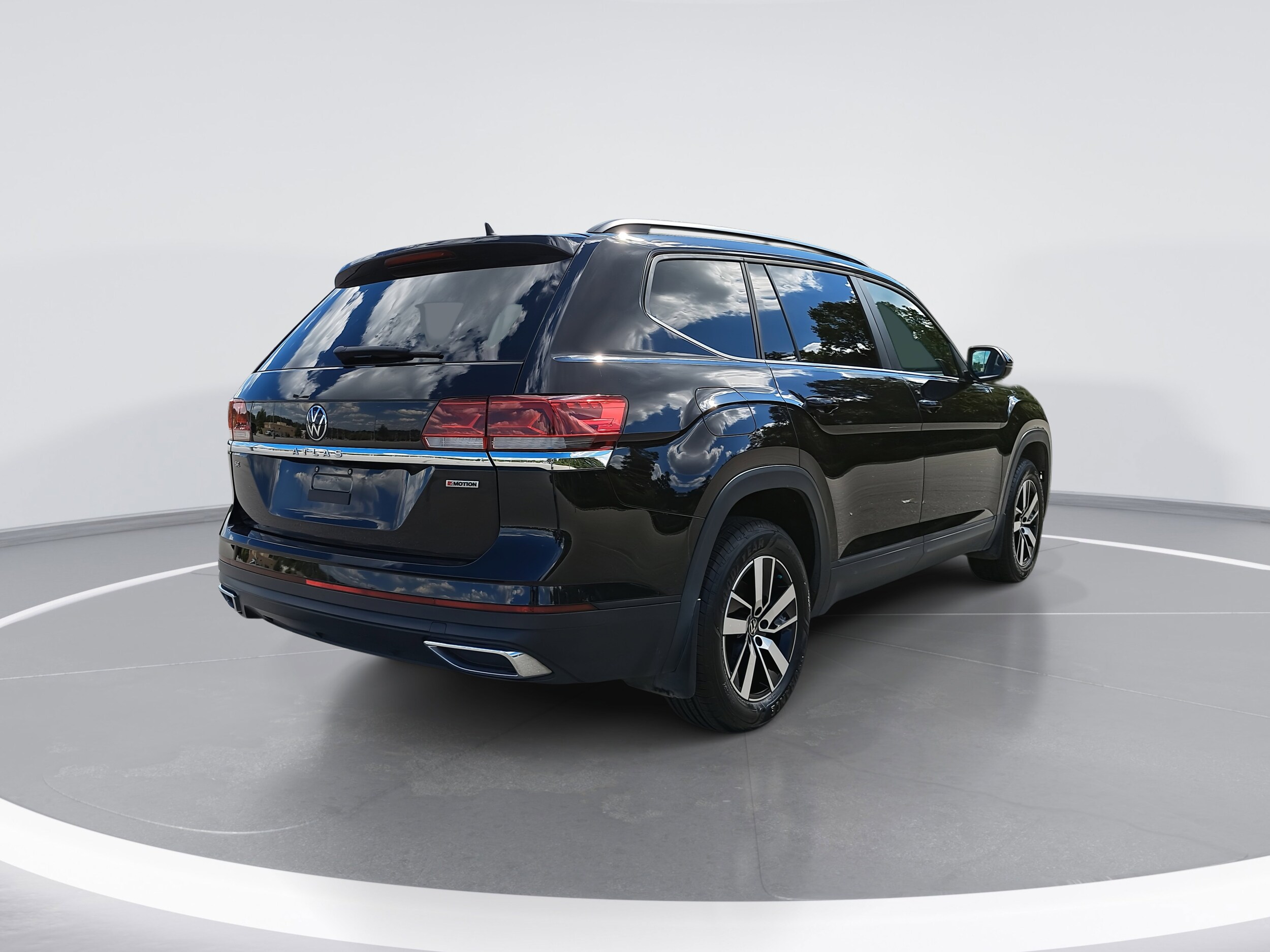 2021 Volkswagen Atlas SE photo 3