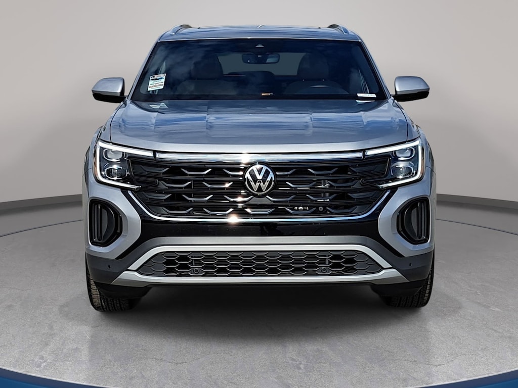 New 2026 Volkswagen Atlas Cross Sport 2.0T SE w/Technology SUV