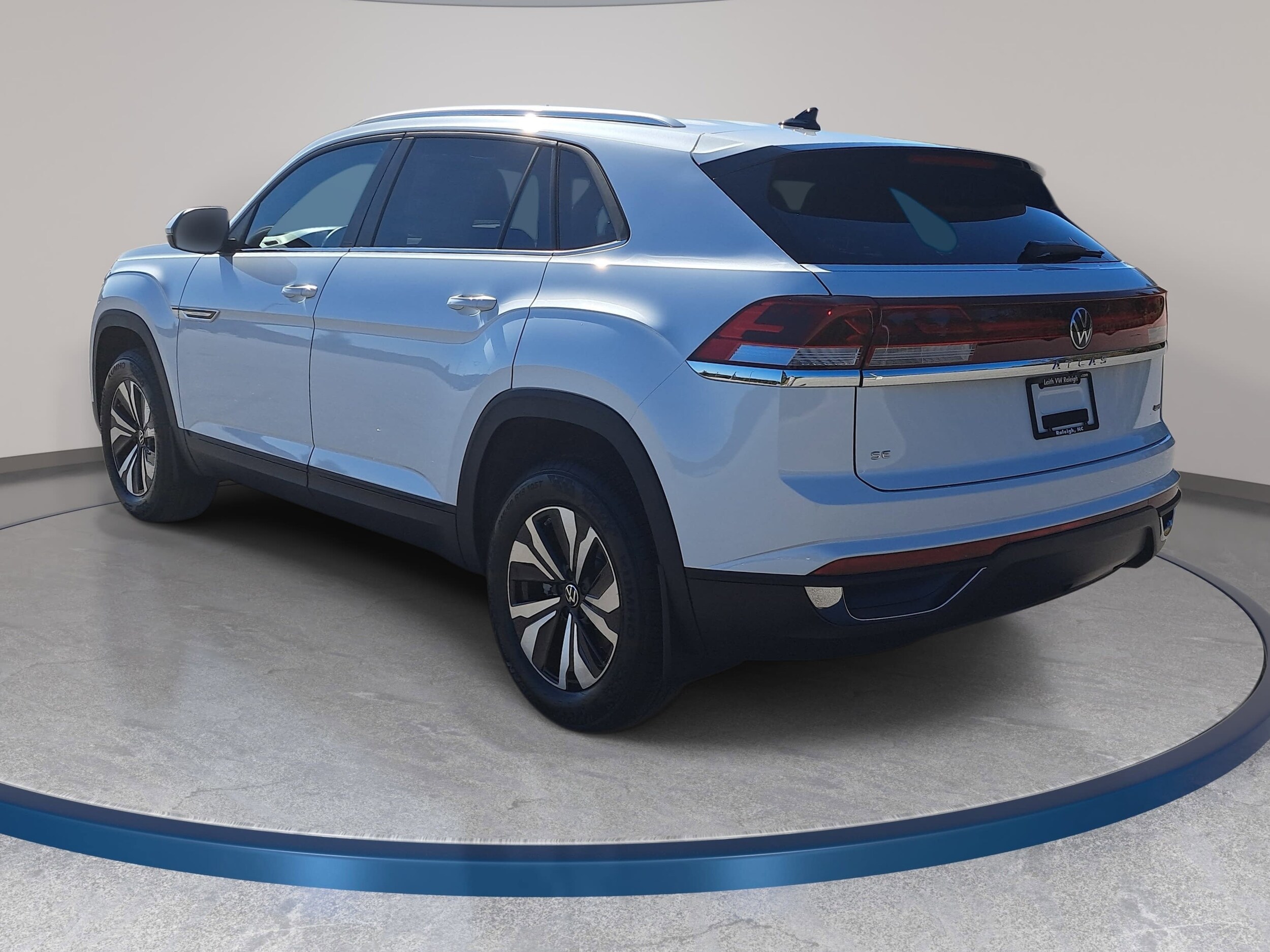 2026 Volkswagen Atlas Cross Sport SE - Photo 7