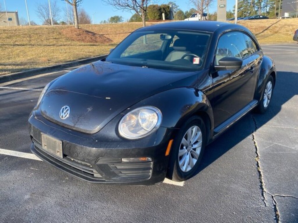 Used 2018 Volkswagen Beetle 2.0T S Hatchback