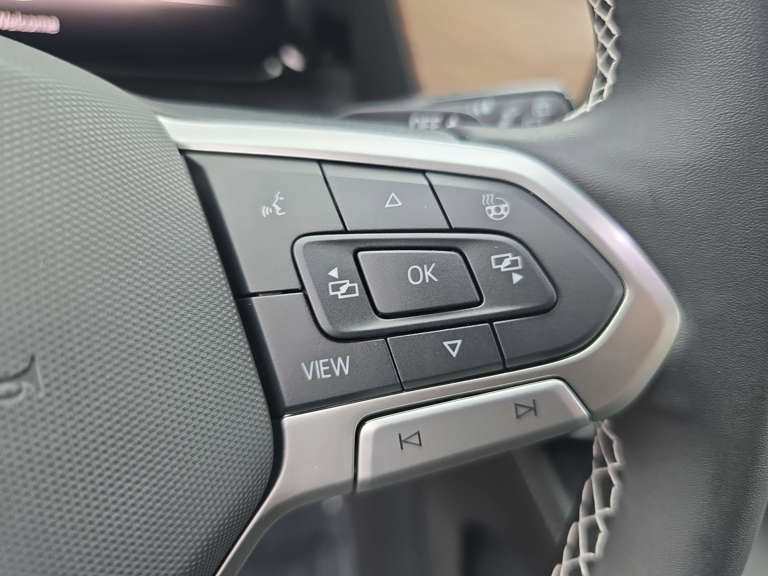 2026 Volkswagen Atlas SE w/Tech - Photo 19