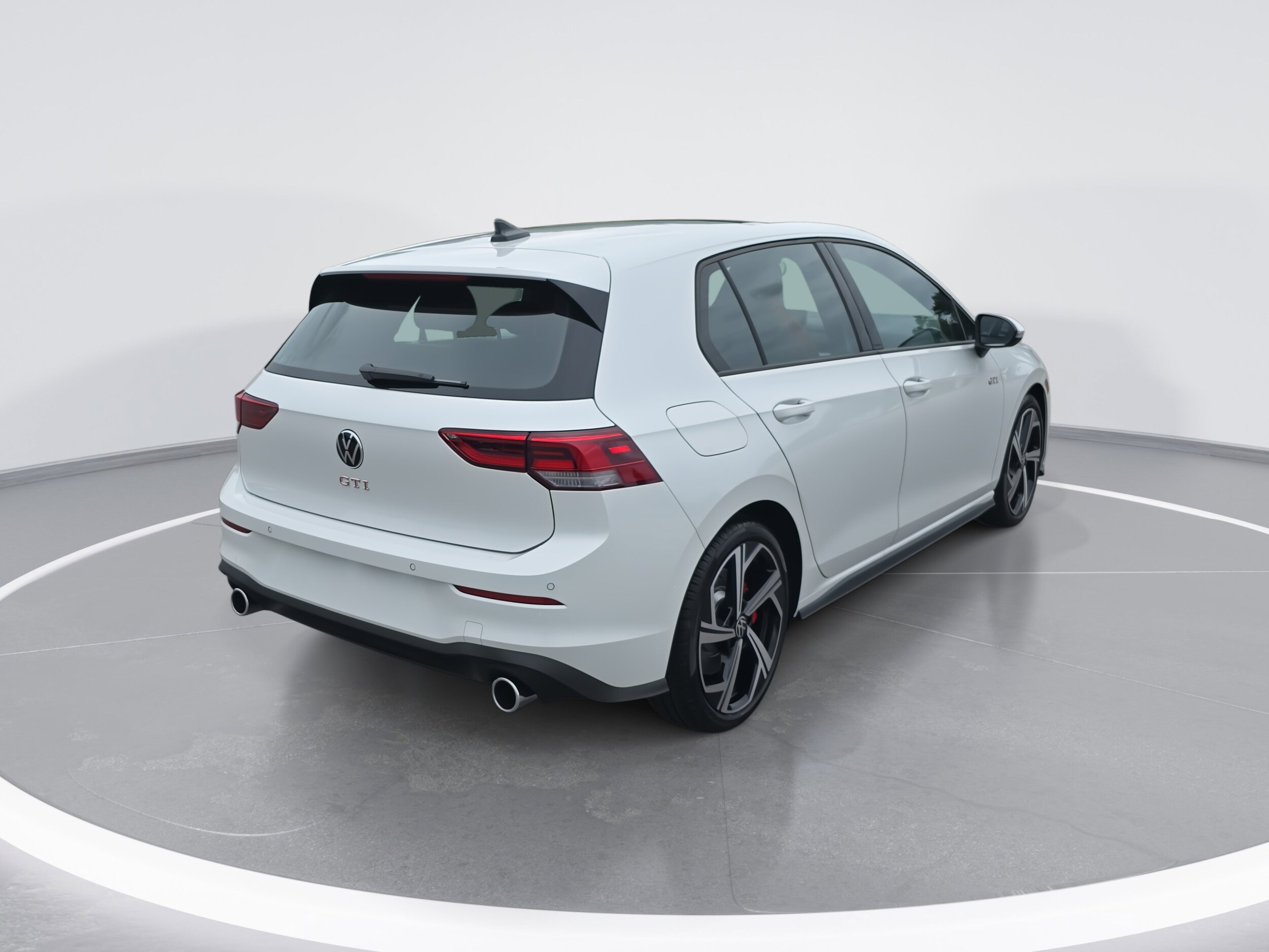 2025 Volkswagen Golf GTI SE photo 3