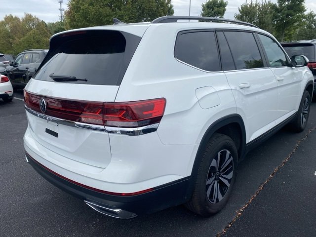 2024 Volkswagen Atlas SE photo 4