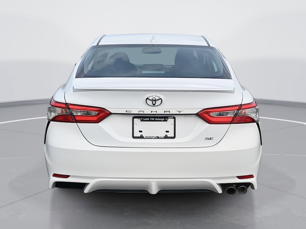 Used 2019 Toyota Camry SE Sedan