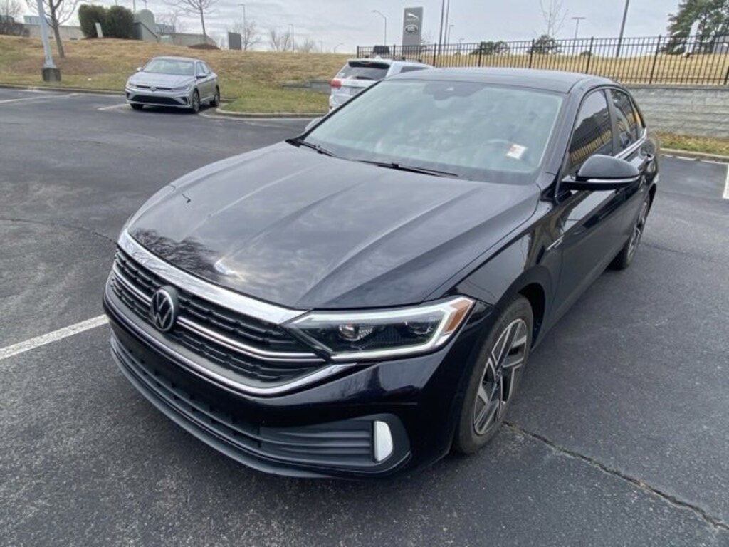 Used 2022 Volkswagen Jetta 1.5T SEL Sedan
