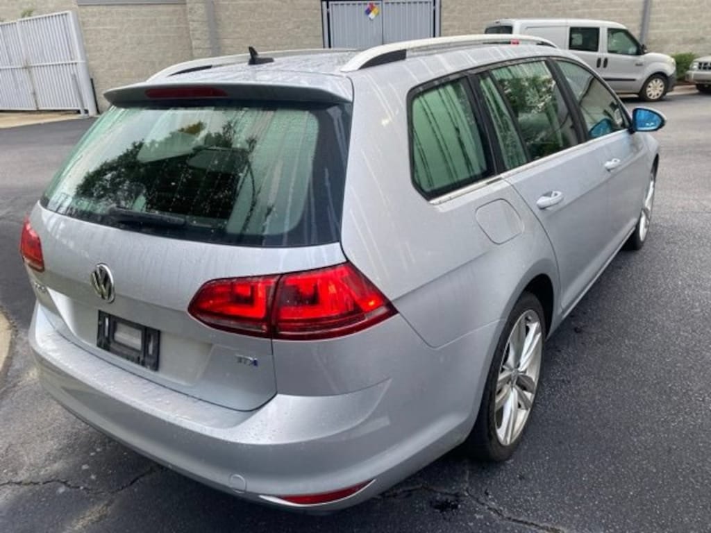 Used 2015 Volkswagen Golf SportWagen TDI SEL 4-Door Wagon