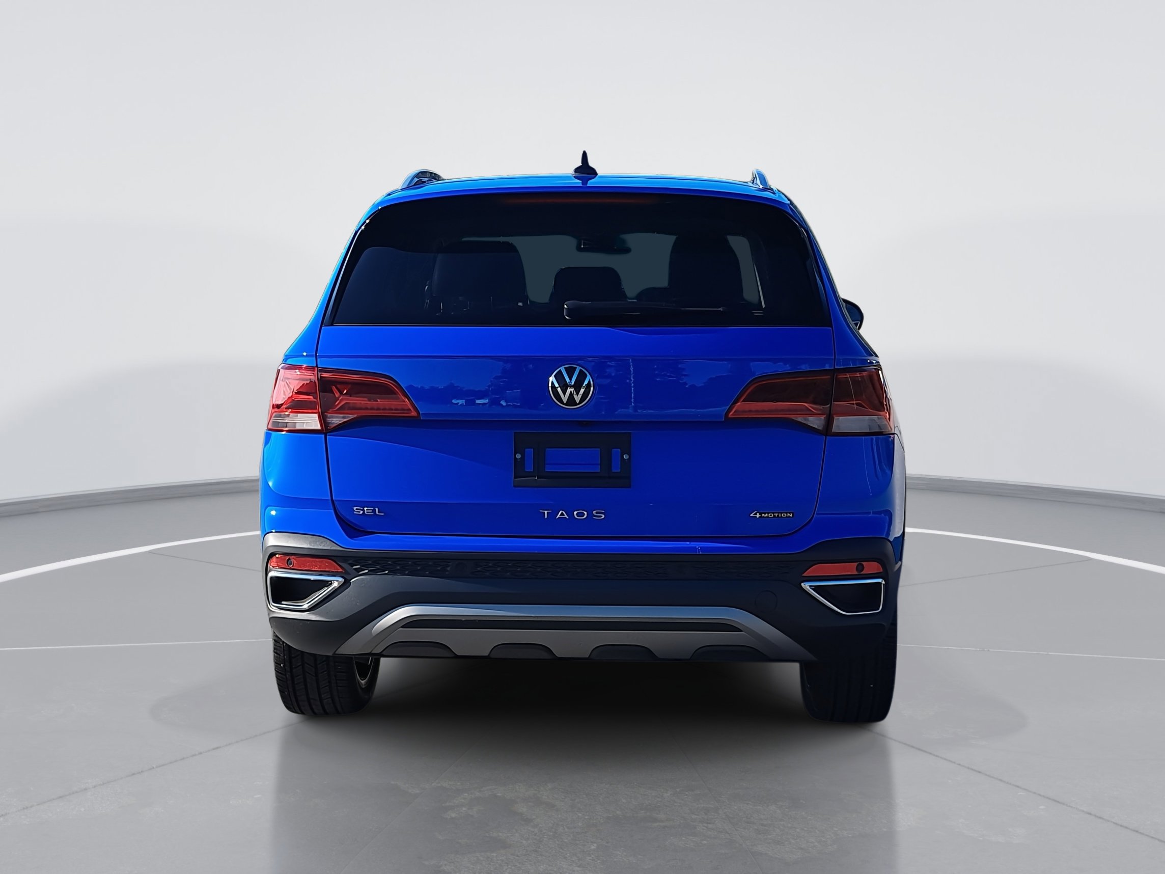 2024 Volkswagen Taos SEL photo 4