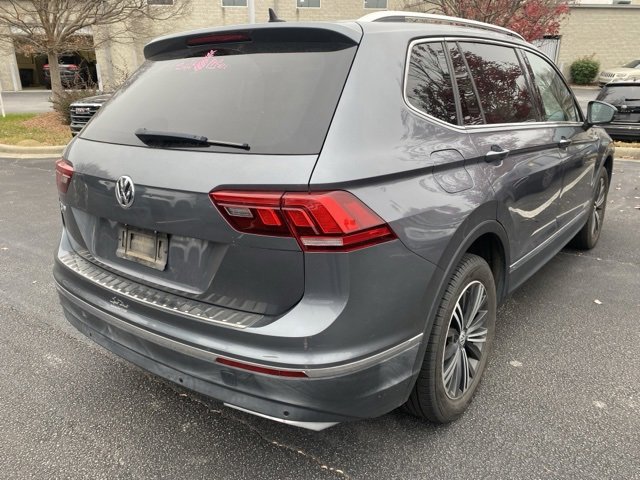 2019 Volkswagen Tiguan SEL photo 4