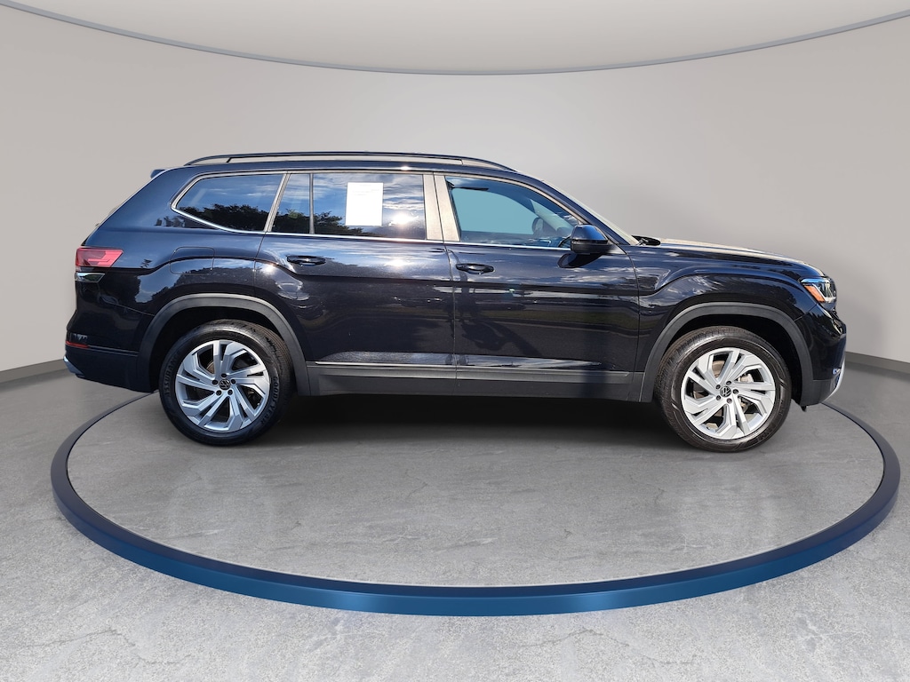 Used 2022 Volkswagen Atlas 2.0T SE w/Technology SUV