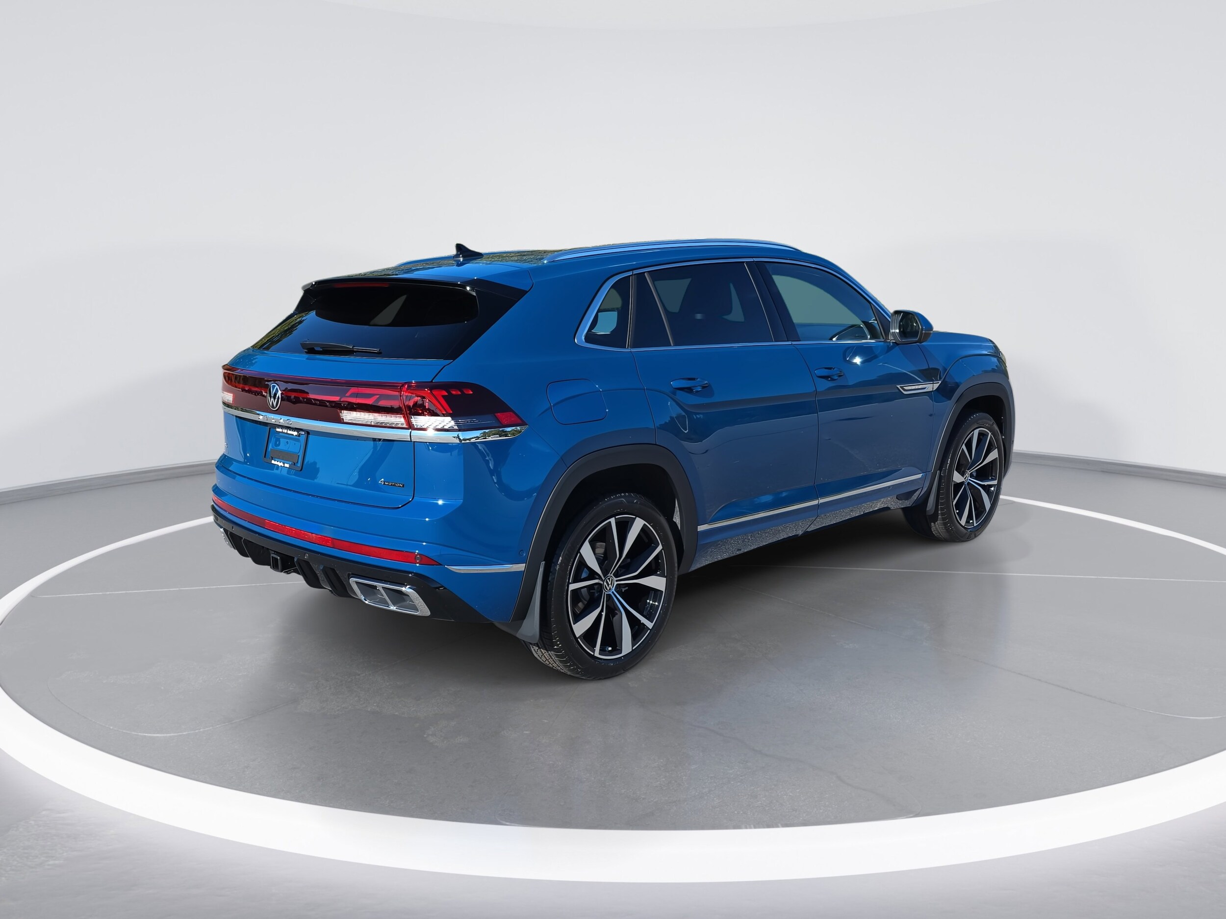 2026 Volkswagen Atlas Cross Sport SEL Premium R-Line photo 3