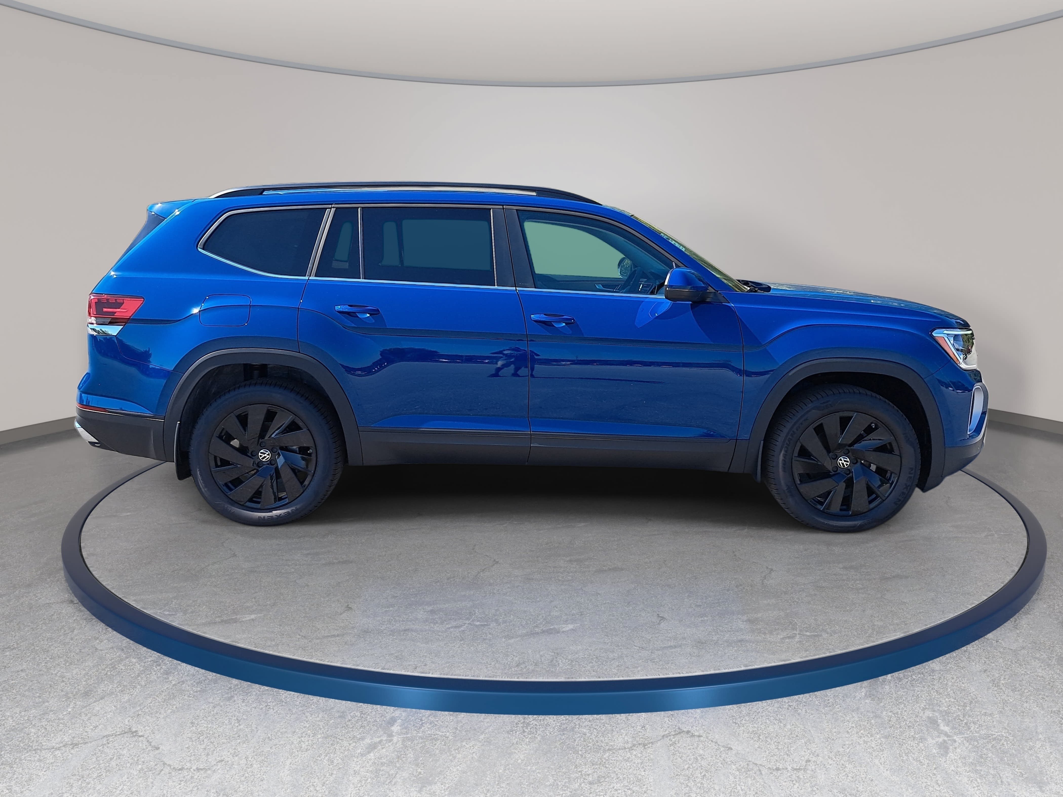 New 2026 Volkswagen Atlas SE w/Technology SUV