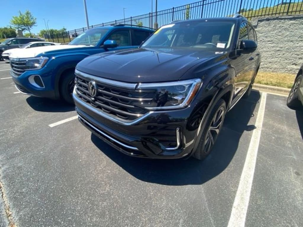 Used 2026 Volkswagen Atlas 2.0T SEL Premium R-Line SUV