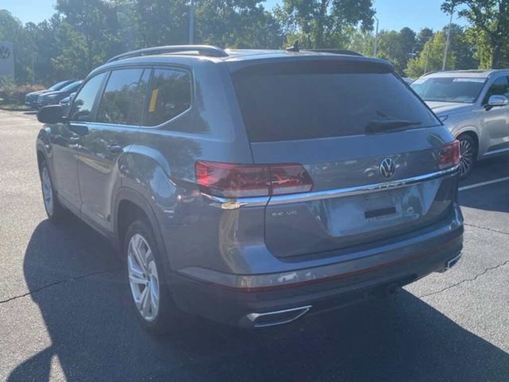 Used 2022 Volkswagen Atlas 3.6L V6 SE w/Technology SUV
