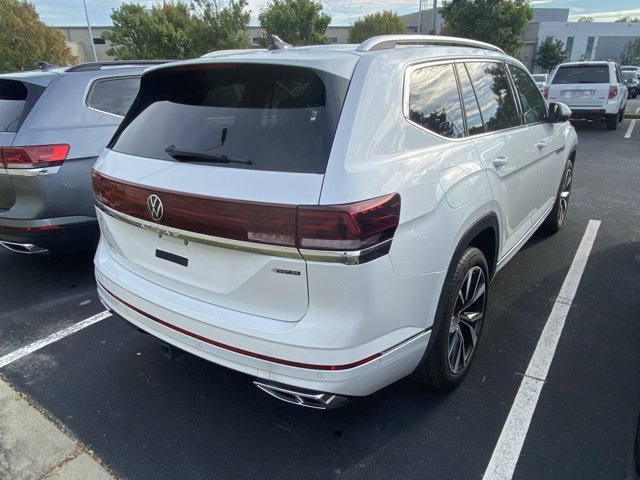 2025 Volkswagen Atlas SEL Premium R-Line photo 2