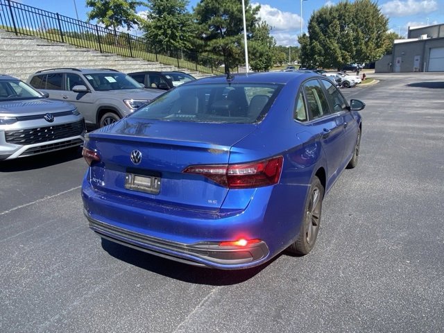 2022 Volkswagen Jetta 1.5T SE photo 4