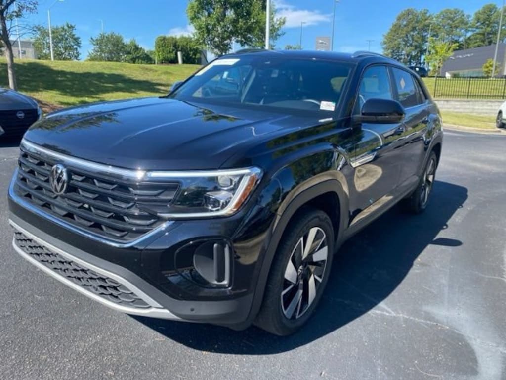 Used 2026 Volkswagen Atlas Cross Sport SE w/Technology SUV
