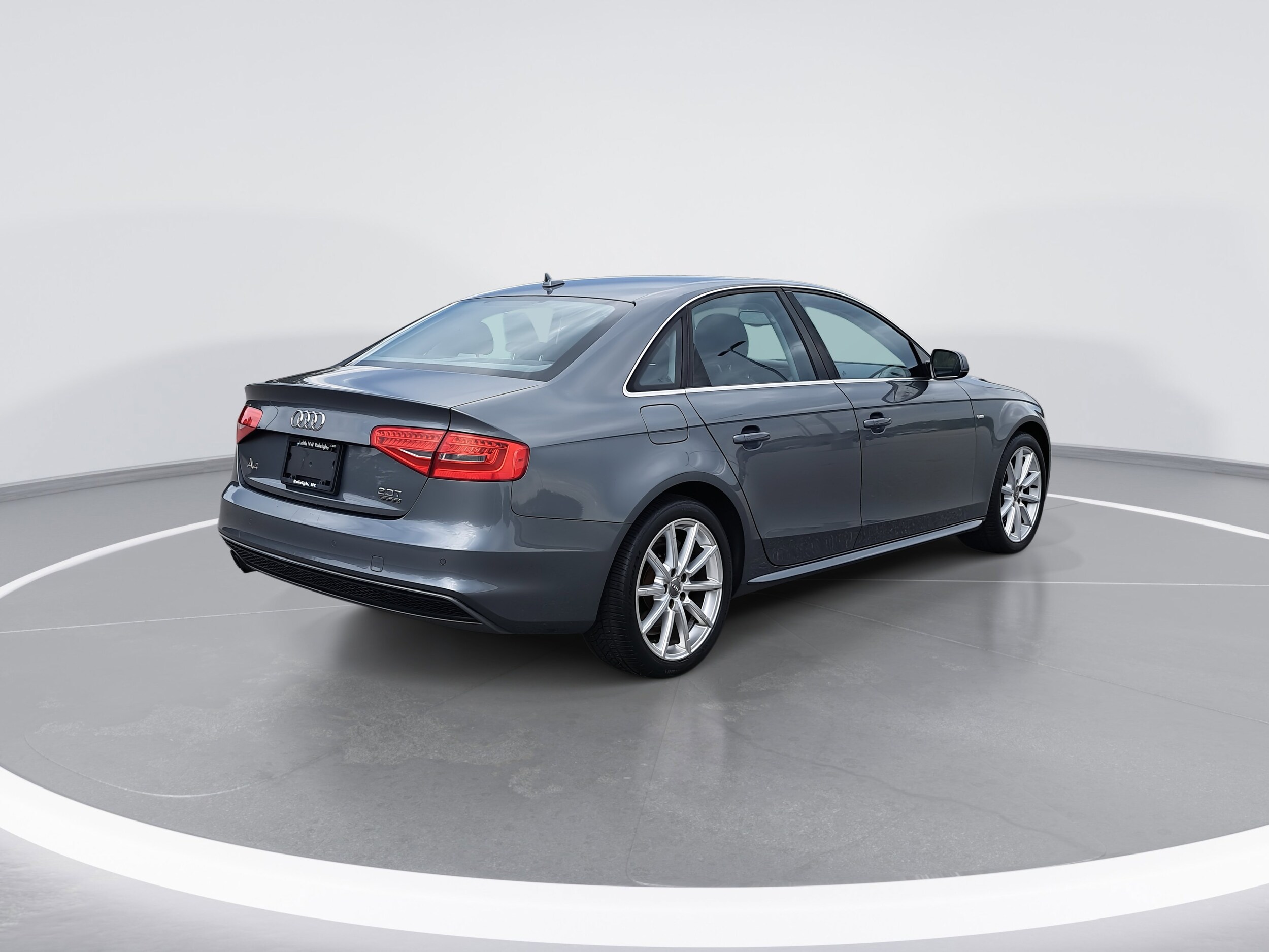 2015 Audi A4 2.0T Premium Plus Quattro photo 3