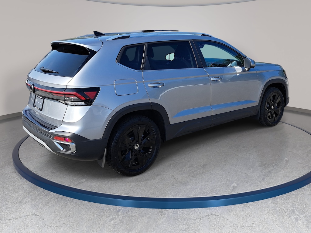 New 2026 Volkswagen Taos 1.5T SE SUV