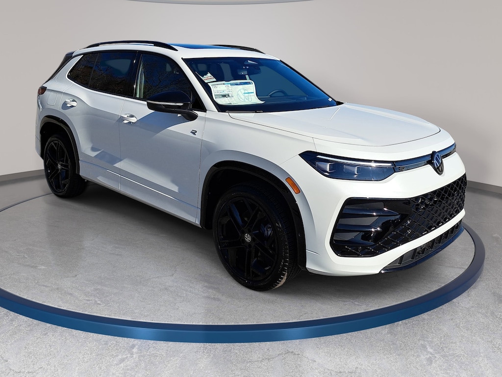 New 2026 Volkswagen Tiguan 2.0T SE R-Line Black SUV