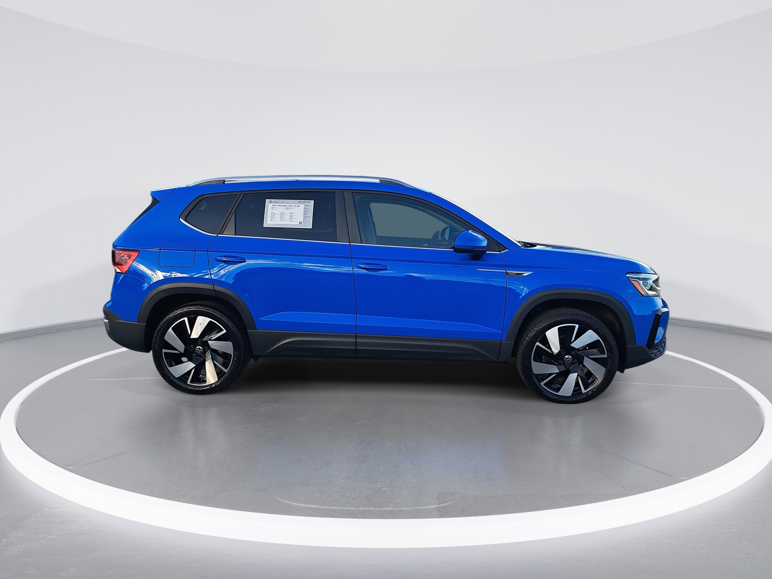 2024 Volkswagen Taos SEL photo 2