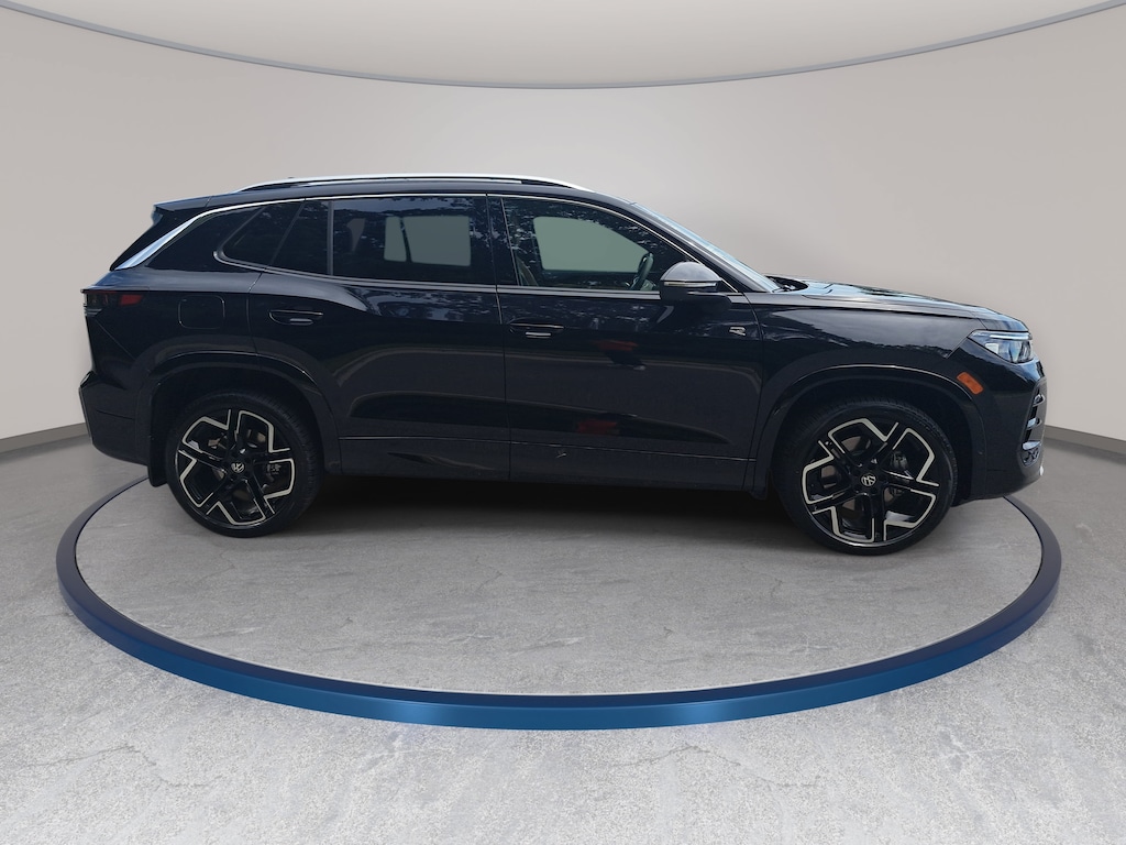 New 2026 Volkswagen Tiguan SEL R-Line Turbo SUV