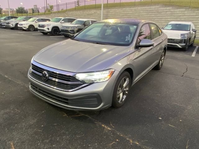 3VW7M7BU1RM070075