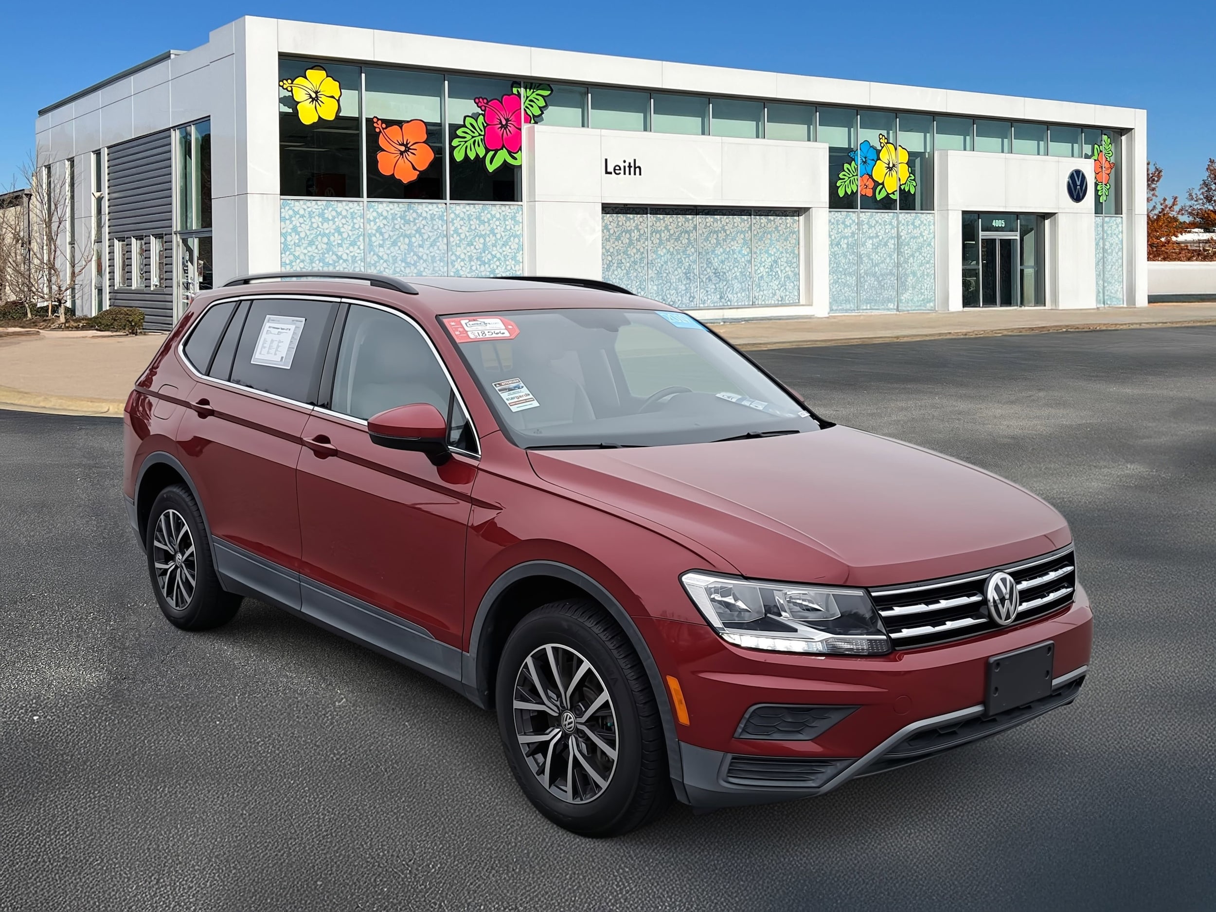 2019 Volkswagen Tiguan SE's photo