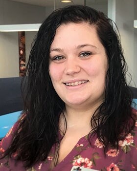 Staff member Michelle Lobenstein from ID_6de9ec05c21c