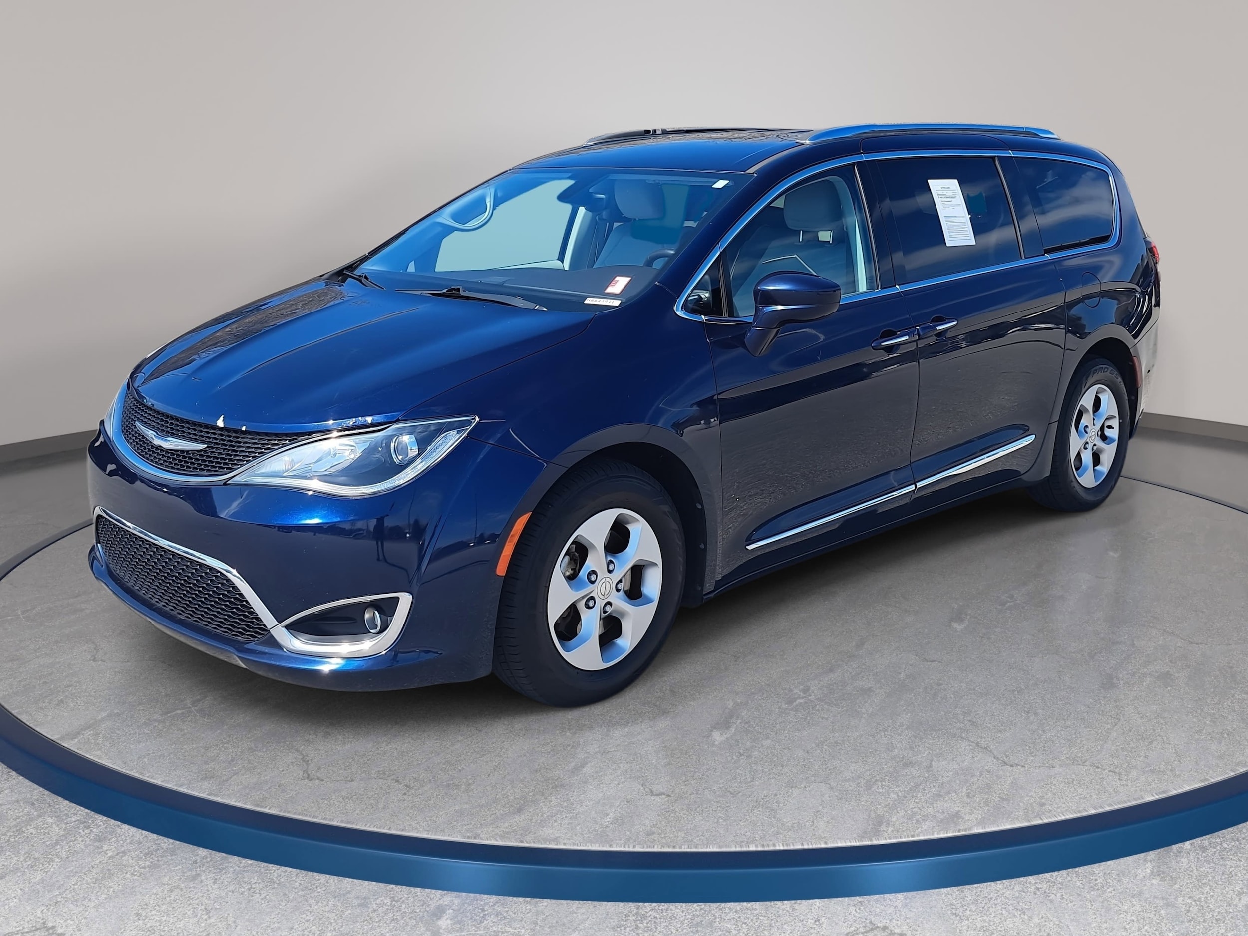 2017 Chrysler Pacifica Touring-L Plus