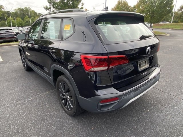 2022 Volkswagen Taos S photo 3