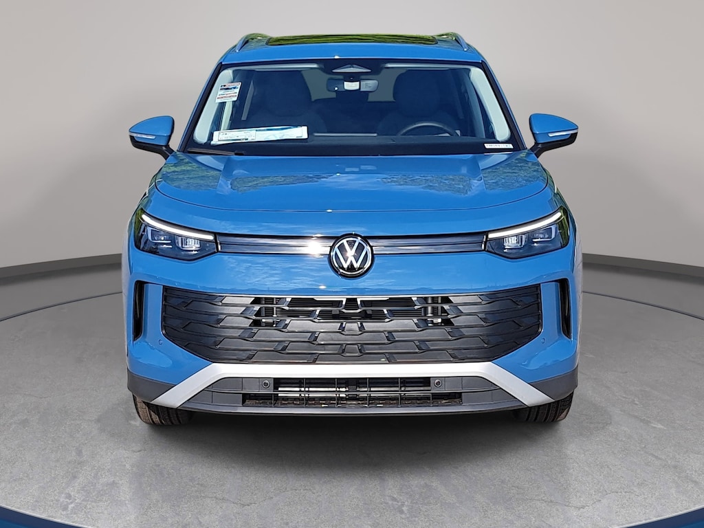 New 2026 Volkswagen Tiguan 2.0T SE SUV
