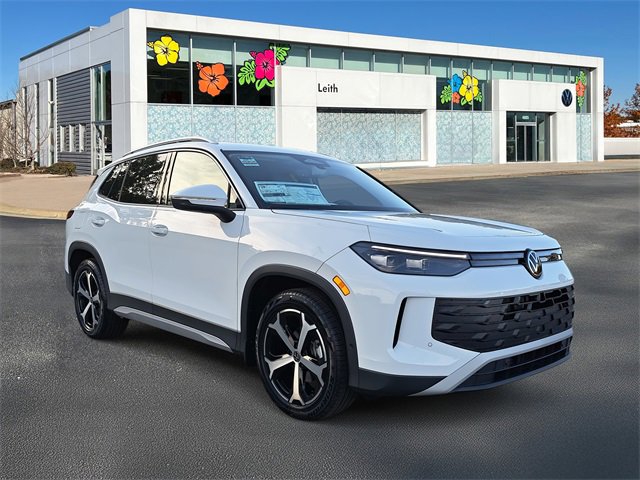 2025 Volkswagen Tiguan SE's photo