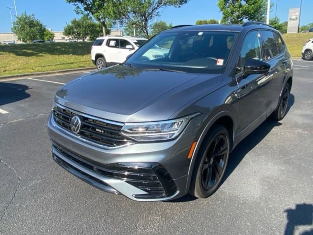 Used 2024 Volkswagen Tiguan 2.0T SE R-Line Black SUV