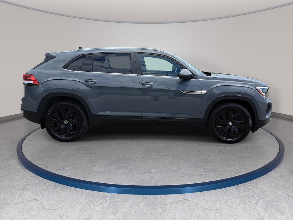 New 2026 Volkswagen Atlas Cross Sport 2.0T SE w/Technology SUV
