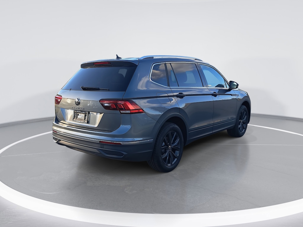 Used 2024 Volkswagen Tiguan 2.0T SE SUV
