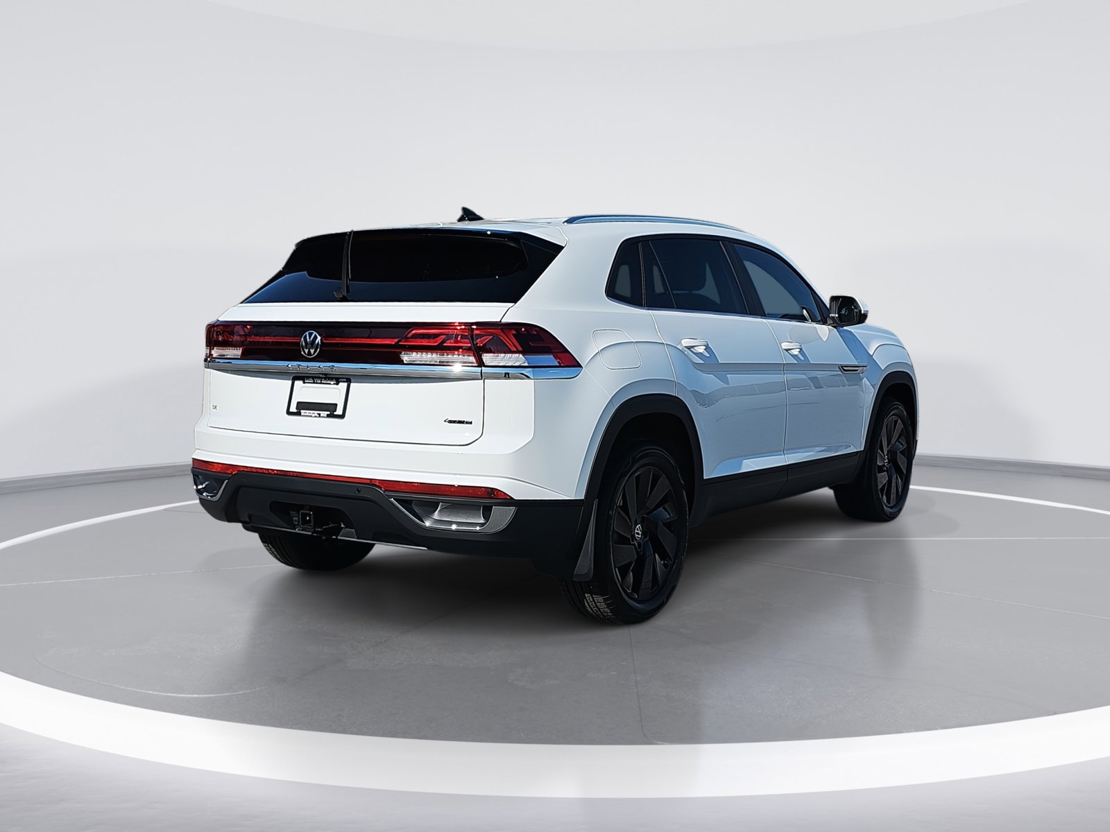 2025 Volkswagen Atlas Cross Sport SE Technology photo 3