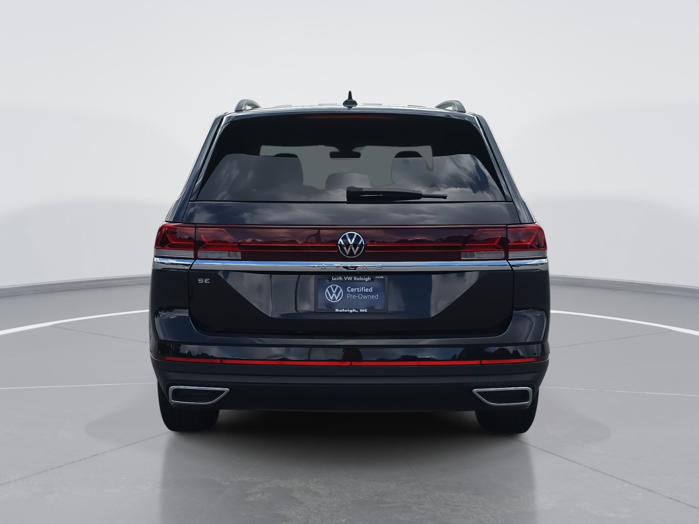 2024 Volkswagen Atlas SE photo 4