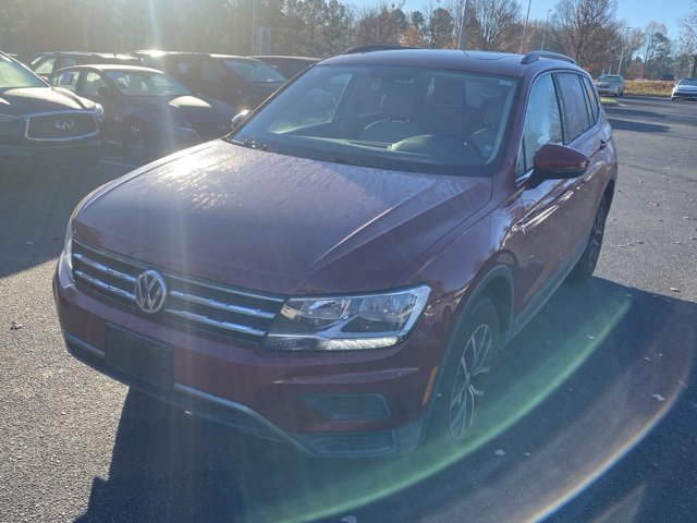 2019 Volkswagen Tiguan SE photo 2