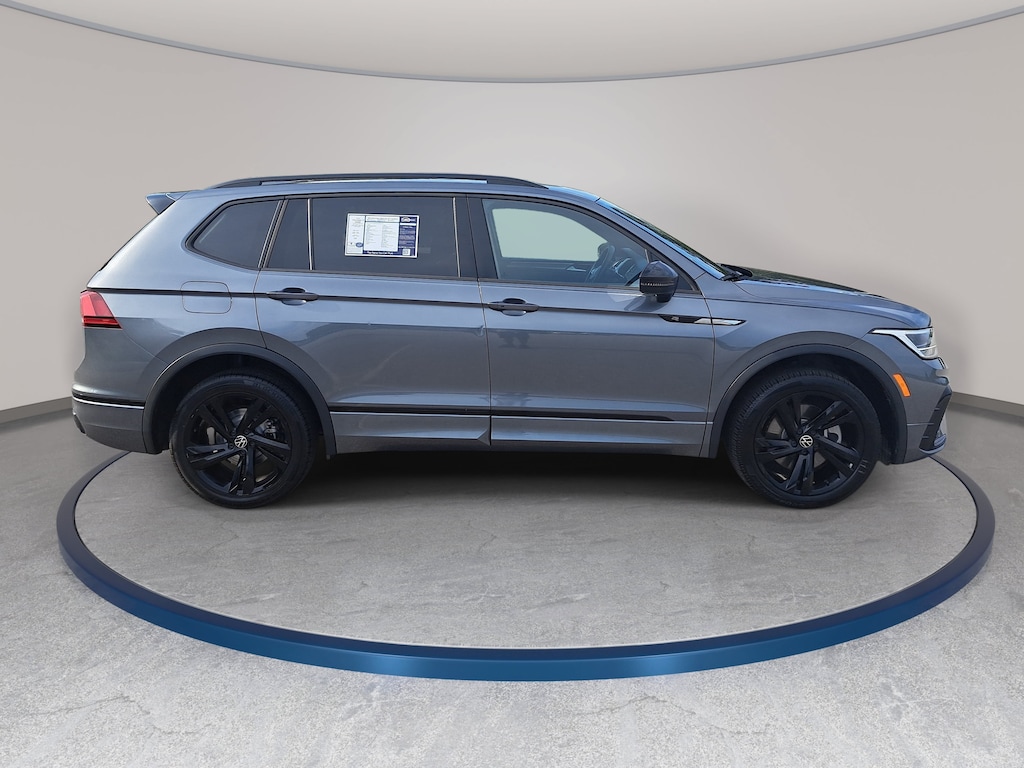 Used 2023 Volkswagen Tiguan 2.0T SE R-Line Black SUV