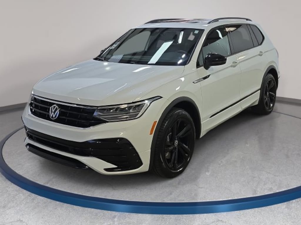 Used 2024 Volkswagen Tiguan 2.0T SE R-Line Black SUV
