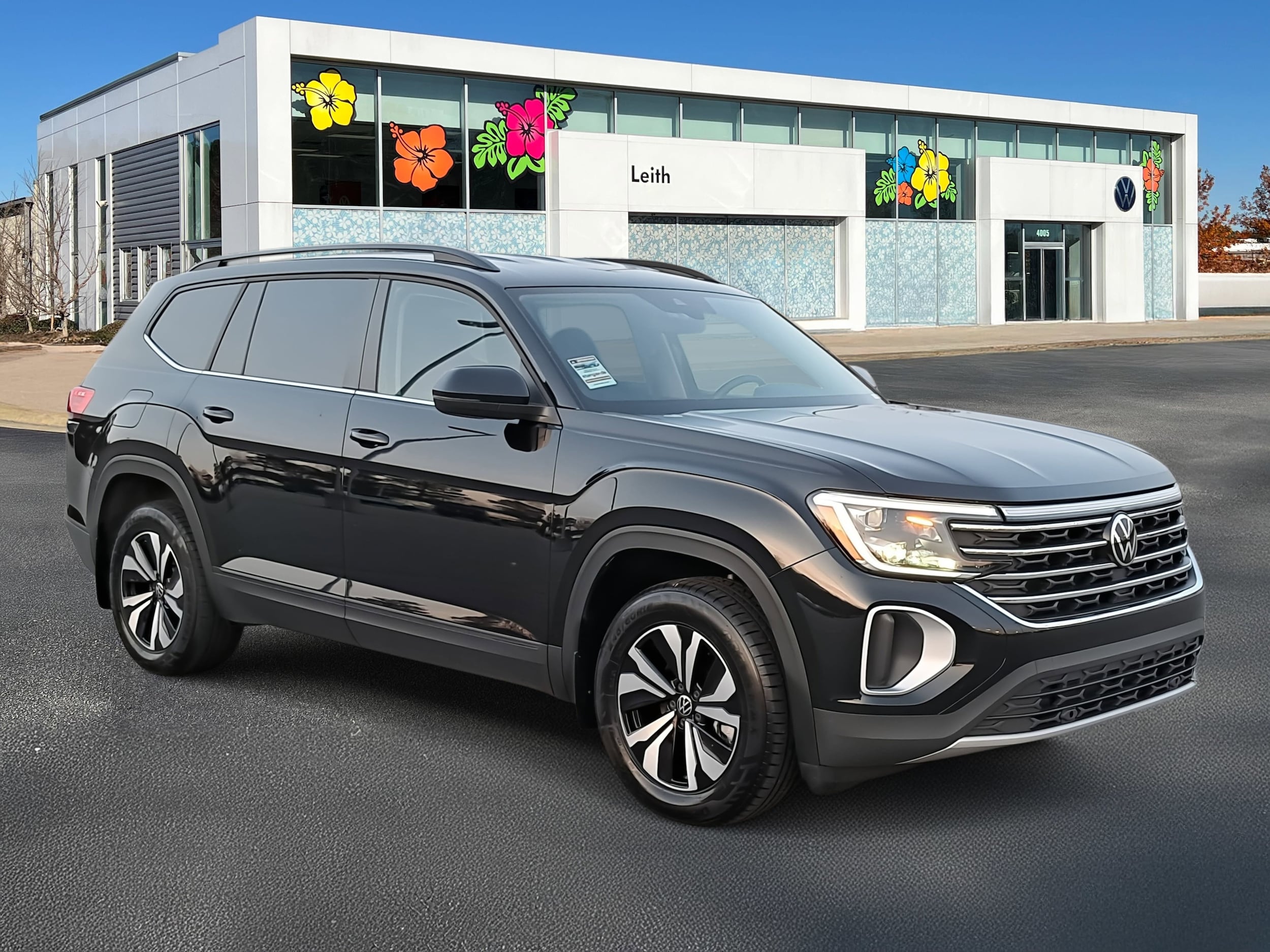 2024 Volkswagen Atlas SE's photo