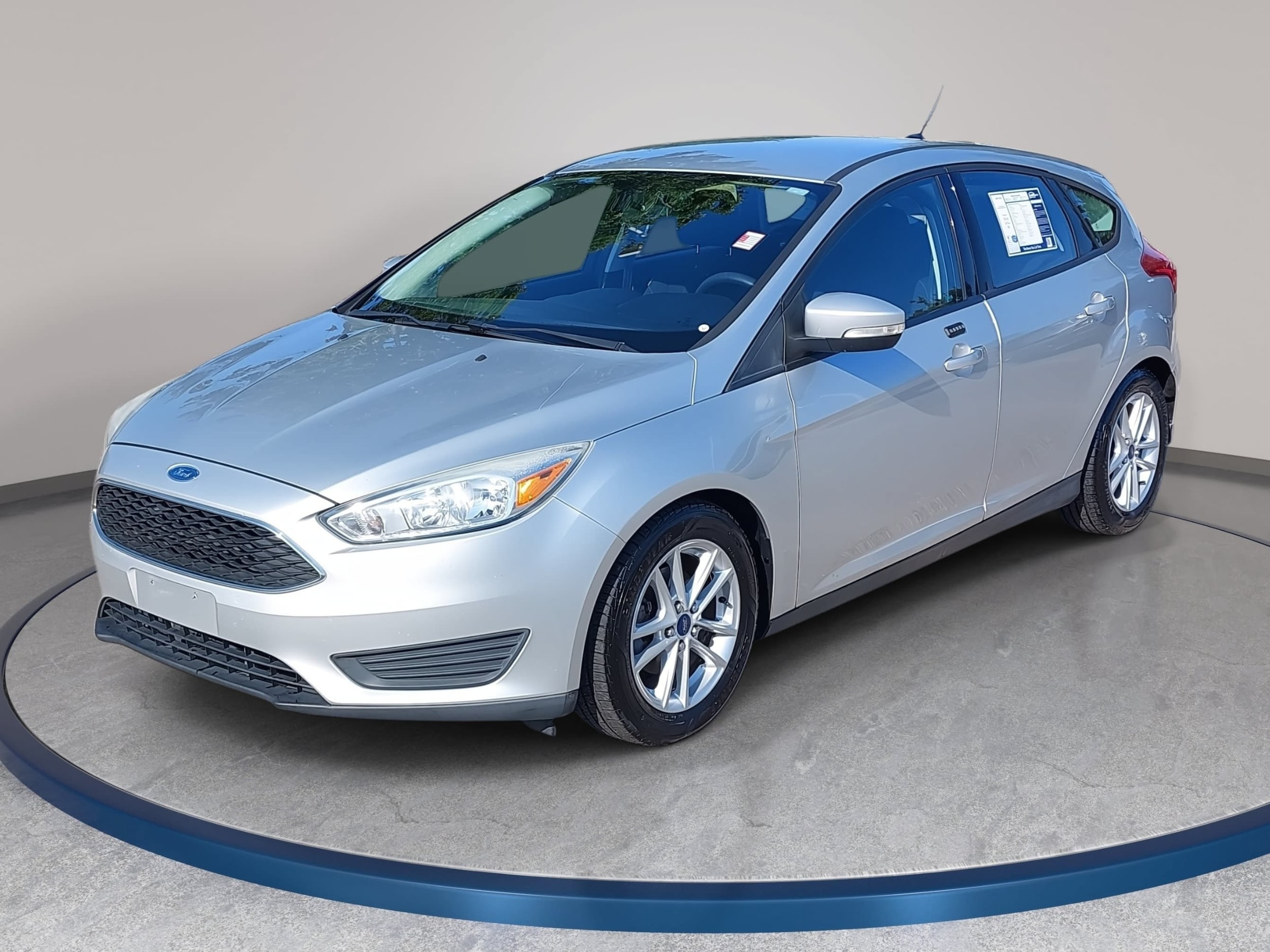 2016 Ford Focus 5 Door Hatch SE's photo