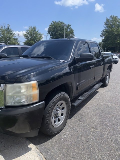 Used 2010 Chevrolet Silverado 1500 LT with VIN 3GCRKSEA2AG131085 for sale in Wendell, NC