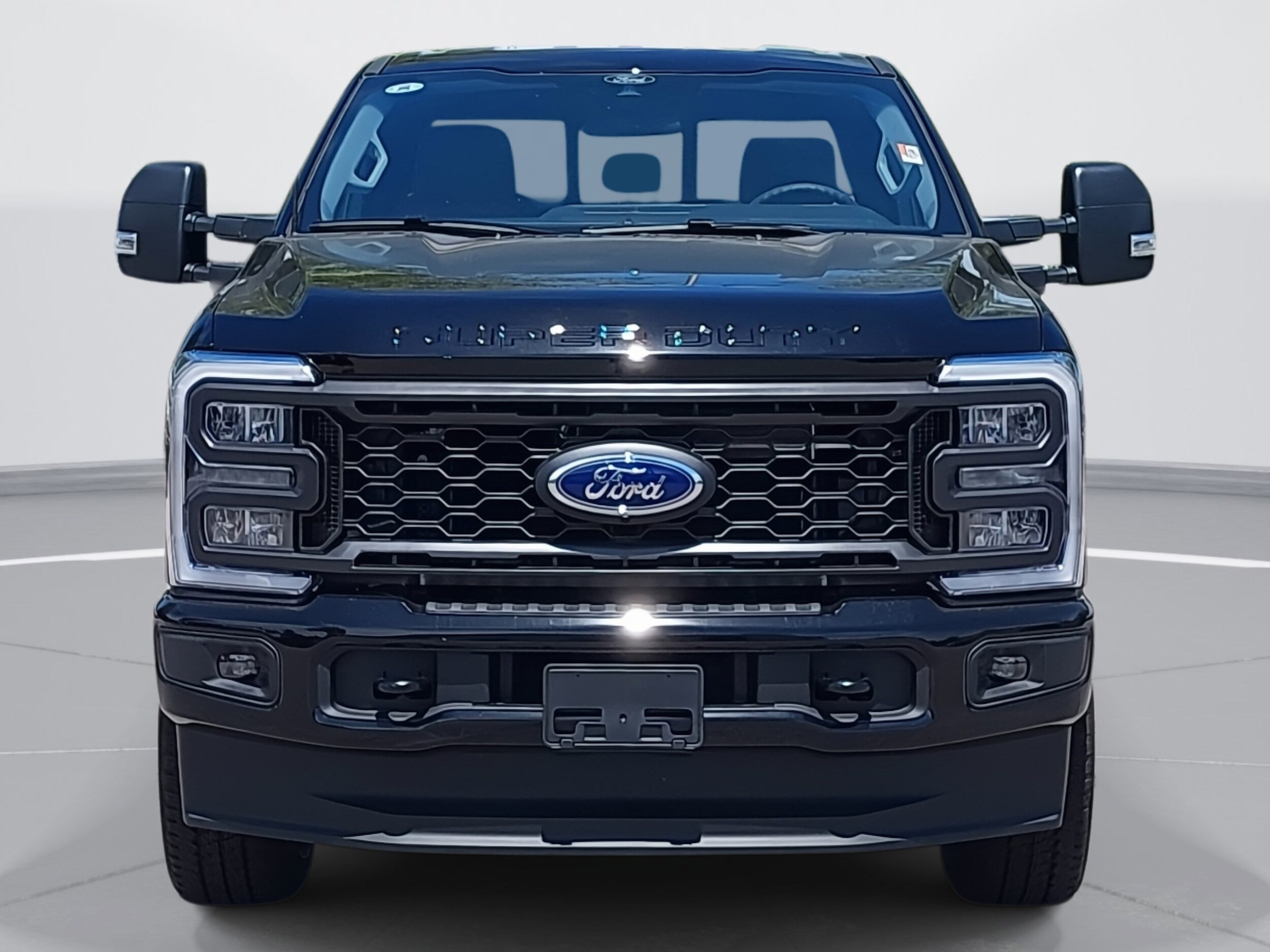 2025 Ford F-350 XL photo 2