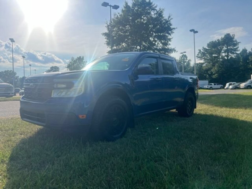 Used 2024 Ford Maverick XL Truck SuperCrew