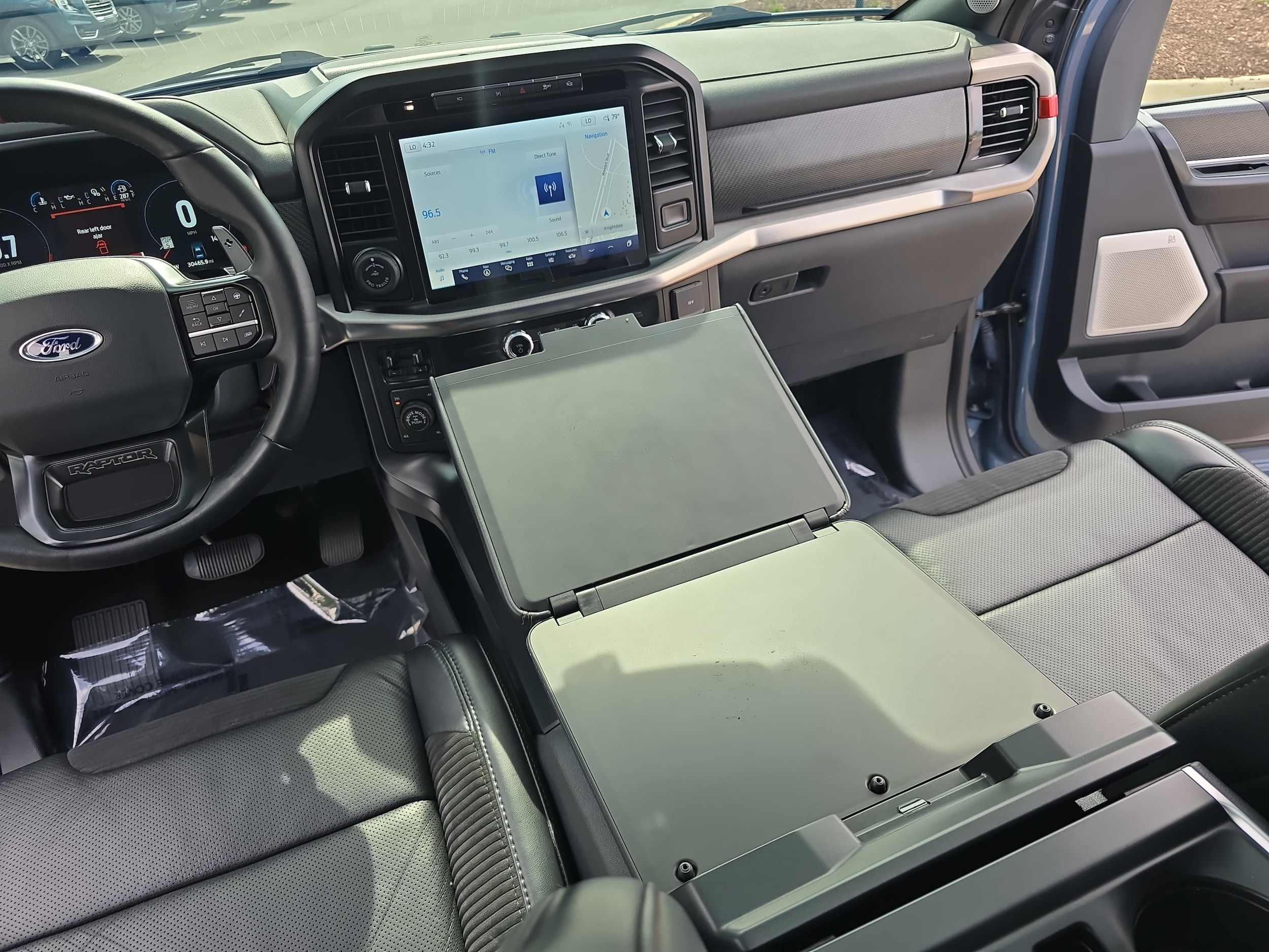 2023 Ford F-150 Raptor - Photo 21