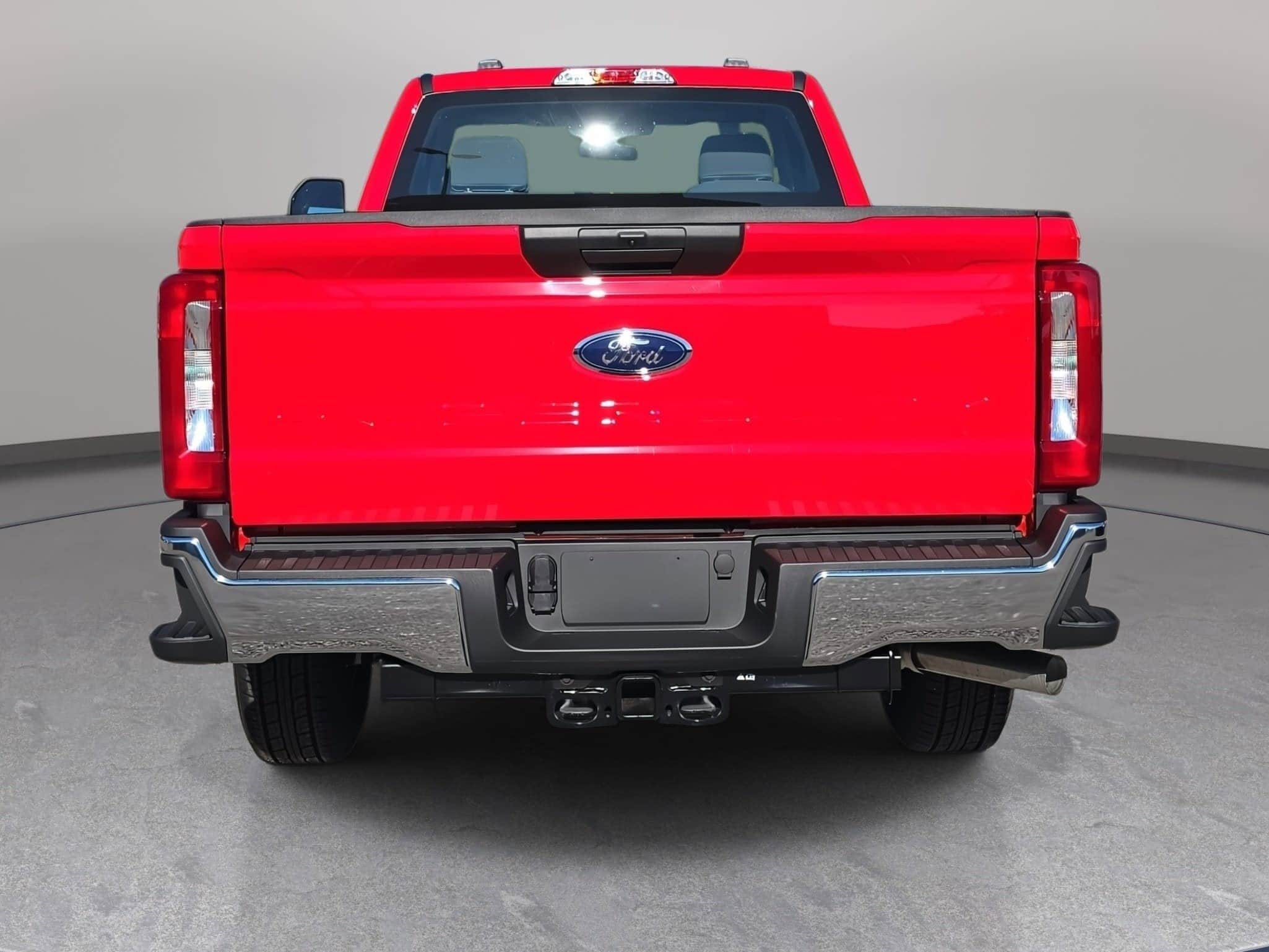 2026 Ford F-350 Super Duty XL - Photo 6