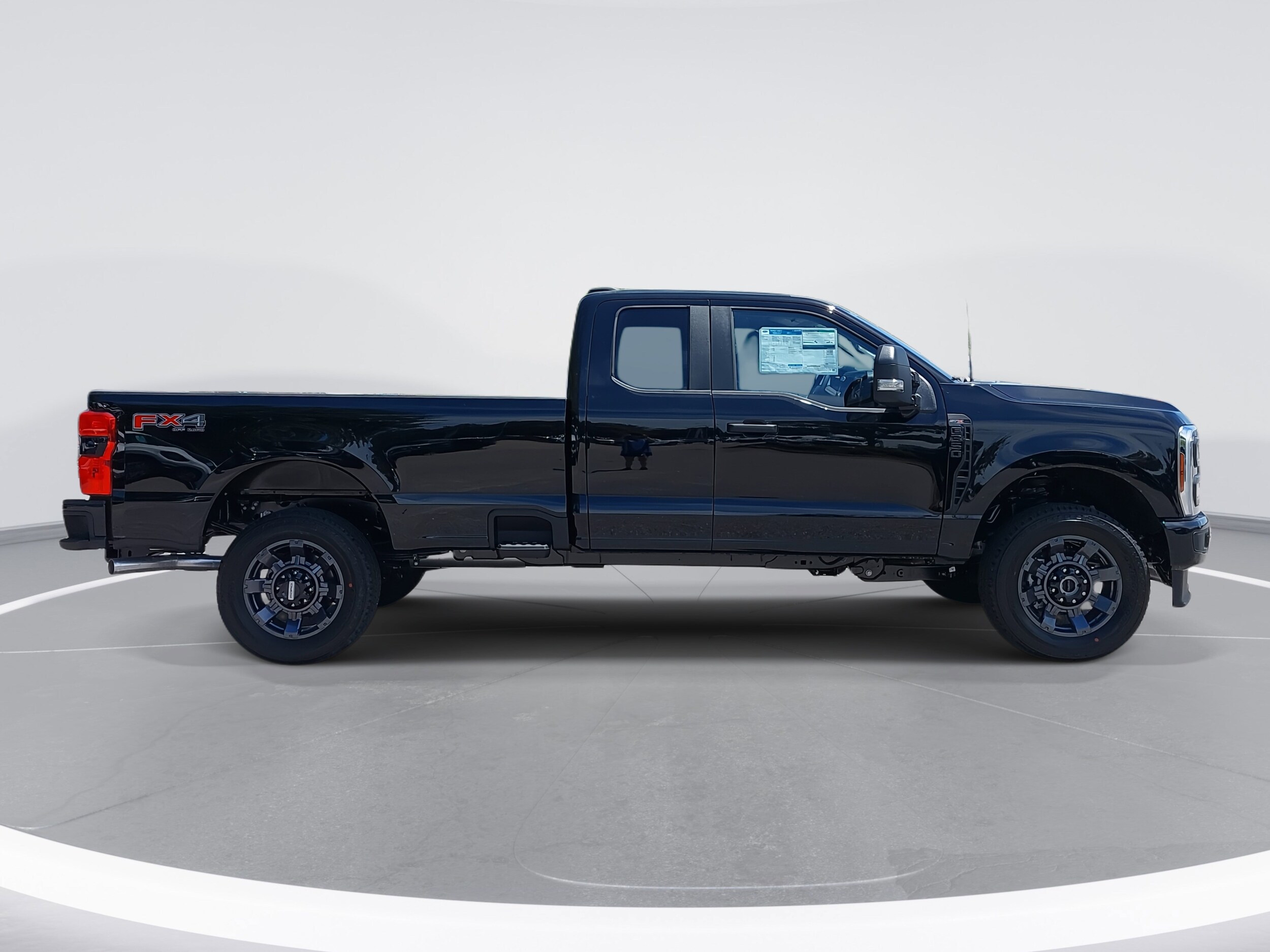 2025 Ford F-350 XL photo 3