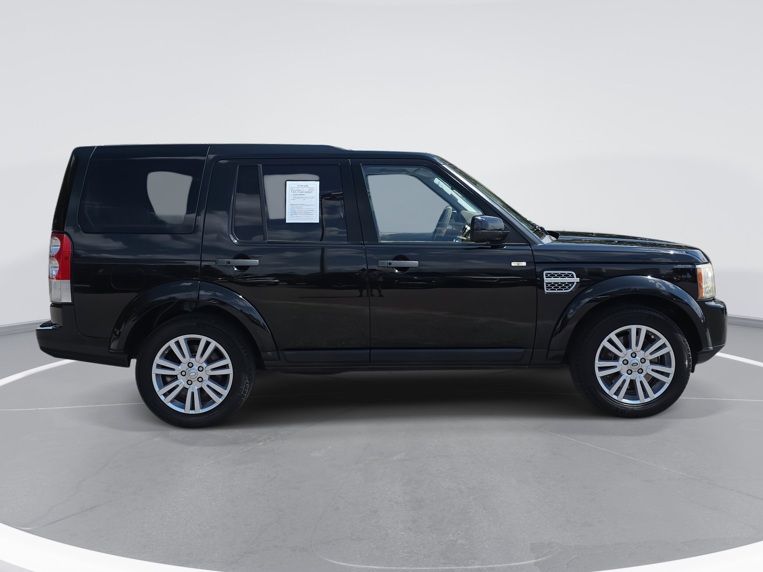 2011 Land Rover LR4 HSE LUX photo 4