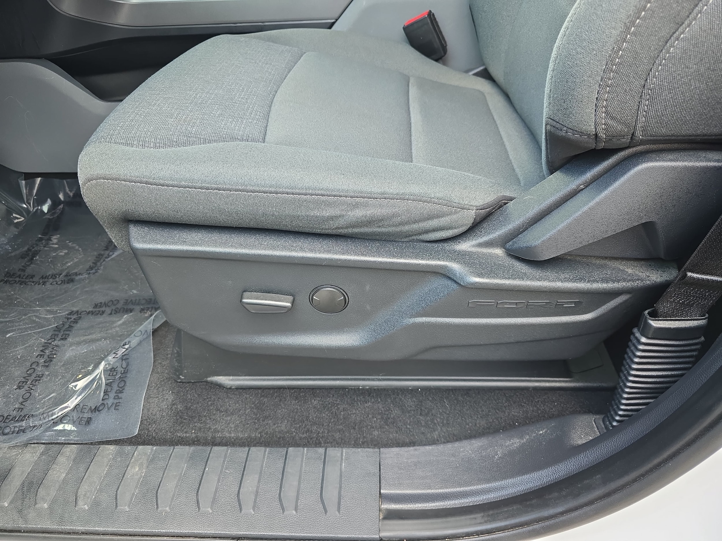 2024 Ford F-150 XLT - Photo 31